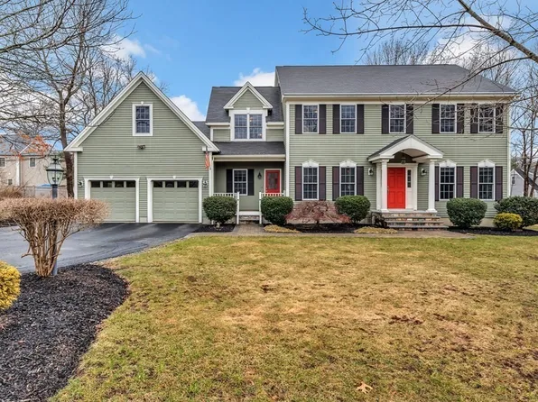 8 Highview Ave, Bedford, MA 01730
