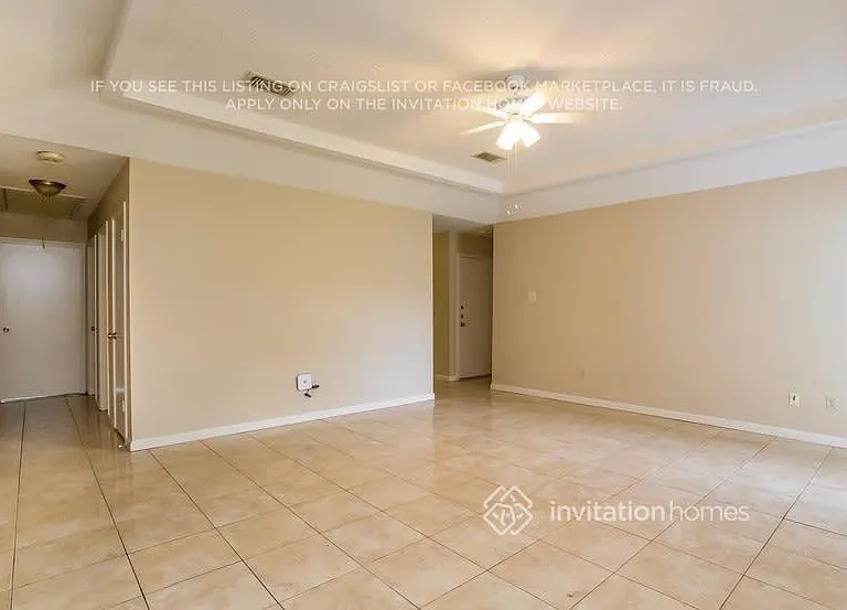 12010 Fork Creek Dr — Photo 3