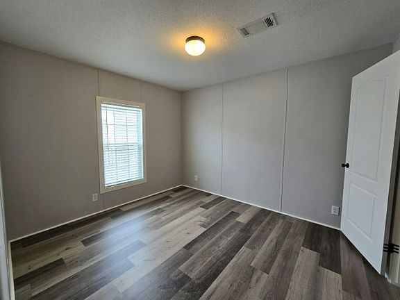 4th image of 3301 58th Ave N Lot 362