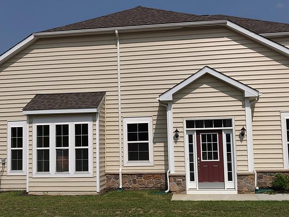 2nd image of 20204 Huntington Ct