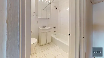 Rented by Bond New York