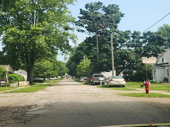 5th image of 73798 Floral St