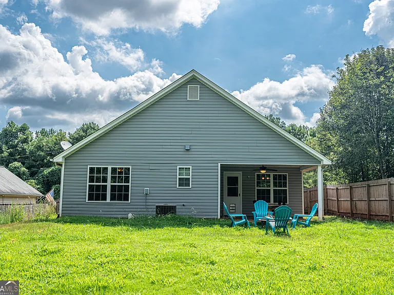 18 Larkspur Ln — Photo 22
