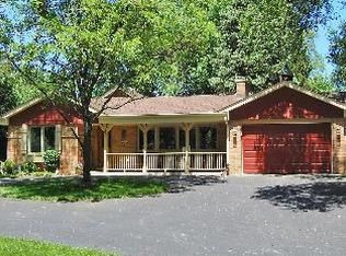 32 Commons Cir, Hawthorn Woods, IL 60047