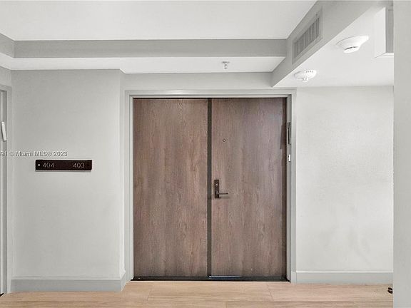 5th image of 3411 Indian Creek Dr APT 403