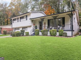 2715 Riggs Dr, East Pt, GA 30344