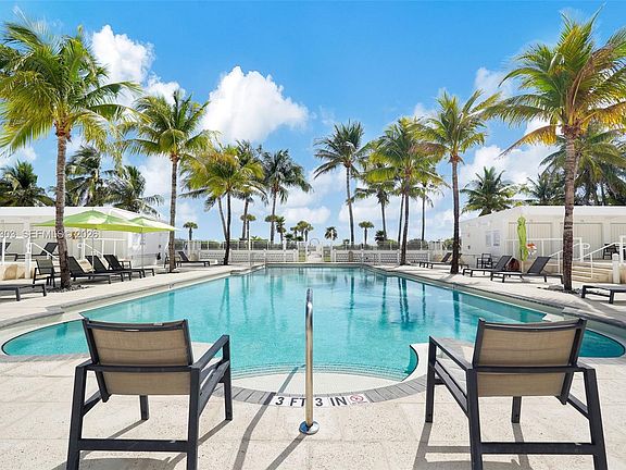 5th image of 4925 Collins Ave APT 4A