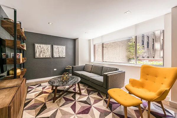 Rented by Greystar | media 14