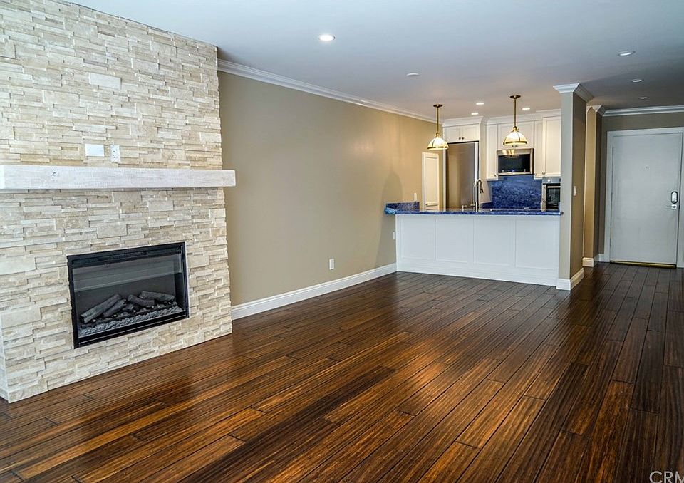1st image of 1400 S Catalina Ave Unit 105