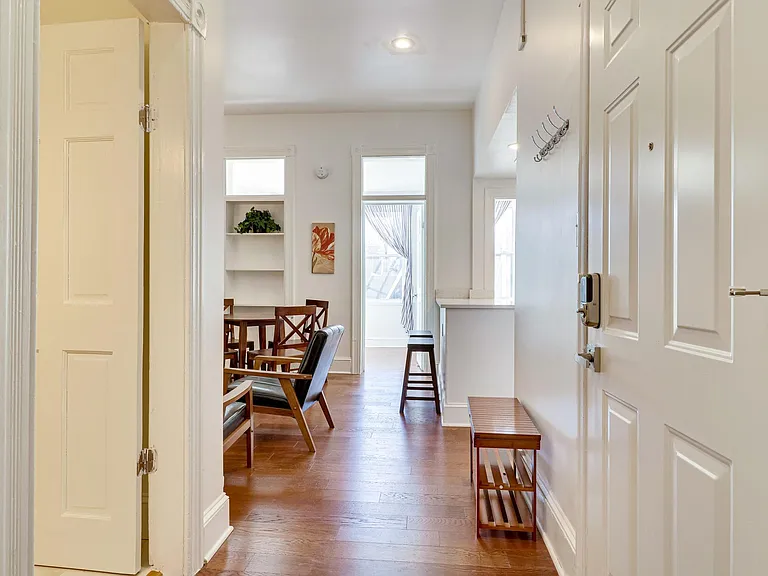 409 Constitution Ave NE #2 — Photo 15