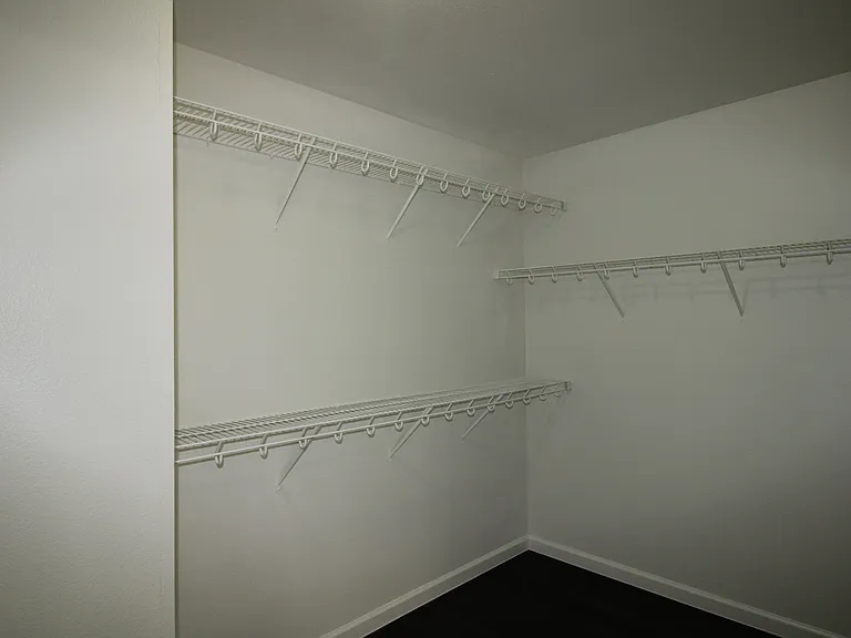 9114 Meadow Spgs — Photo 18