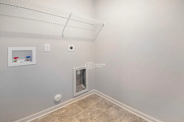 301 Chelsea Park Rd — Photo 29