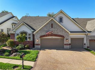 735 Stonebluff Ct, Chesterfield, MO 63005