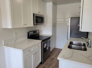 406 W Regent St, Inglewood, CA 90301