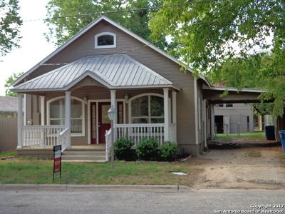 617 San Antonio St, Pleasanton, TX, 78064