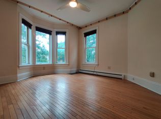 248 College St APT 5, Burlington, VT 05401