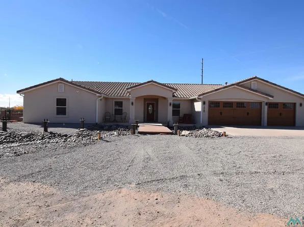 1960 Crest Dr SW, Deming, NM 88030