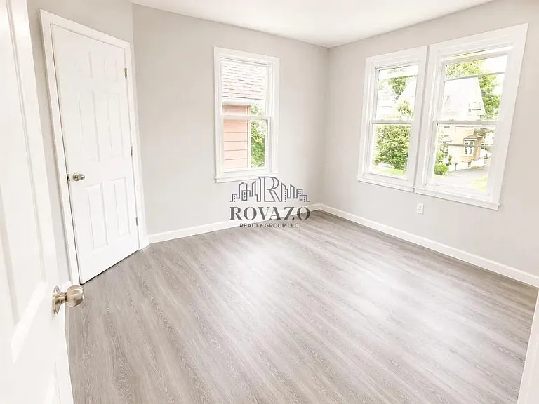 295 S Clinton St #2 — Photo 5