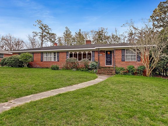 4th image of 2320 Jose Cir S