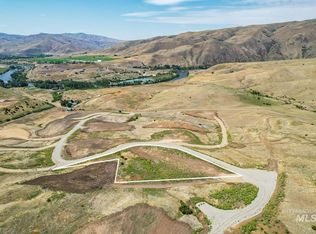 15 Margarets Way, Horseshoe Bend, ID 83629