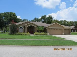 1011 Kingsborough Gardens Ct, Lutz, FL 33548