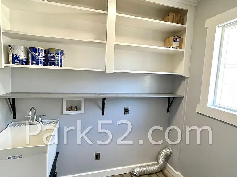 808 S Oxford St — Photo 23