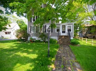 16 California St #1, Amesbury, MA 01913