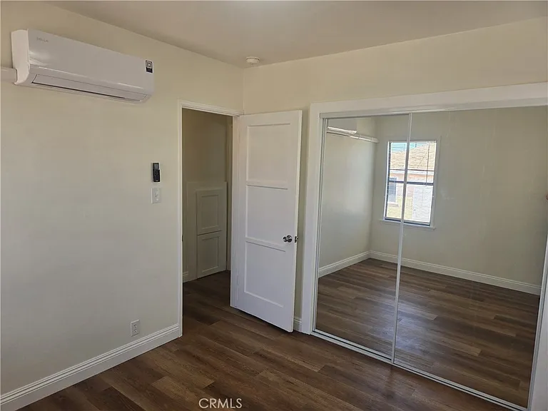2234 Euclid Ave — Photo 6