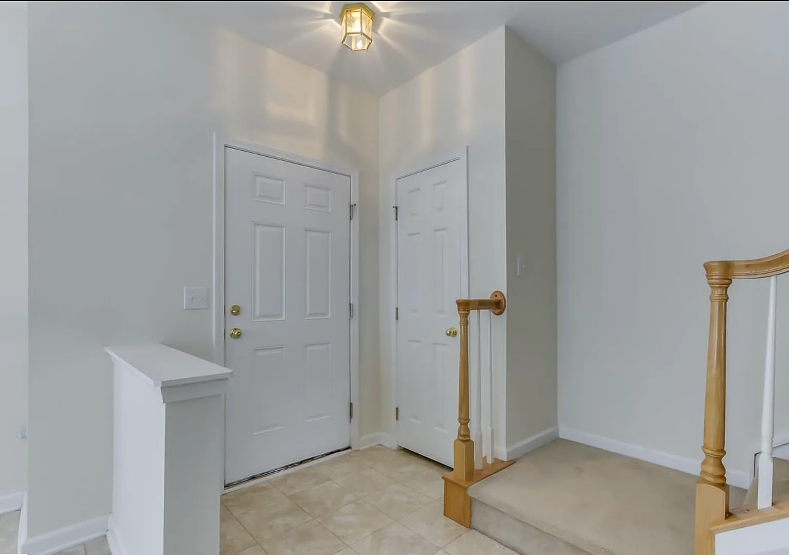 Beautiful 2/2.5 Townhome in Mauldin! — Photo 2