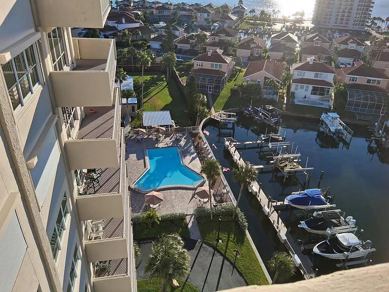 1621 Gulf Blvd #1105 — Photo 21