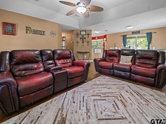 2nd image of 927 County Road 3406