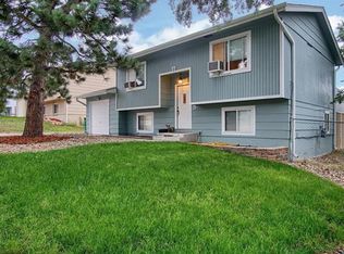 1155 Chiricahua Dr, Colorado Springs, CO 80915