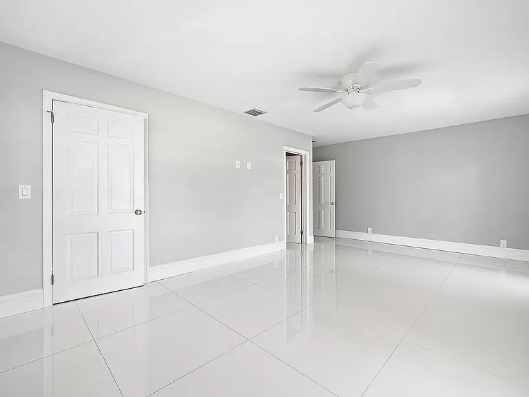 417 N Country Club Dr — Photo 12