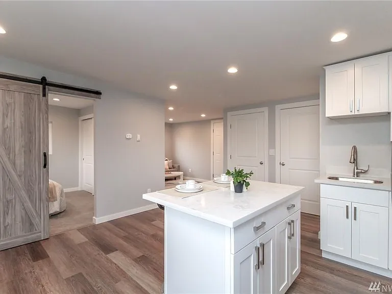 832 SW 137th St #ADU — Photo 11