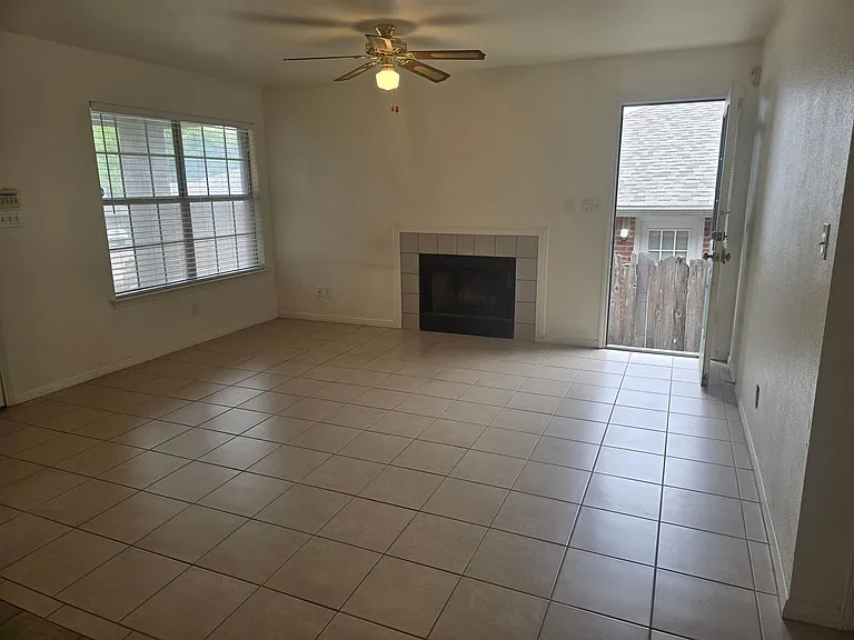 1915 Alex Ave — Photo 10