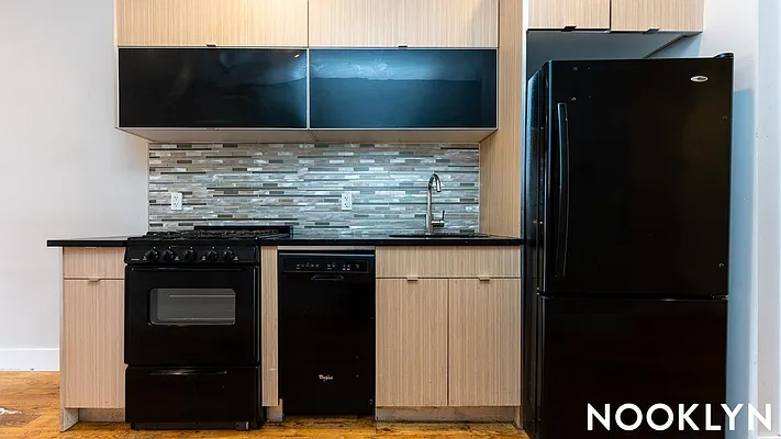 Rented by Nooklyn NYC LLC | media 3