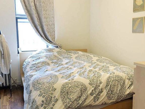 5th image of 32-34 41st St #3C