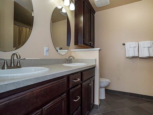 4th image of 1588 N 225 W