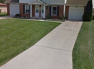 27980 Southpointe Dr, Millbury, OH 43447