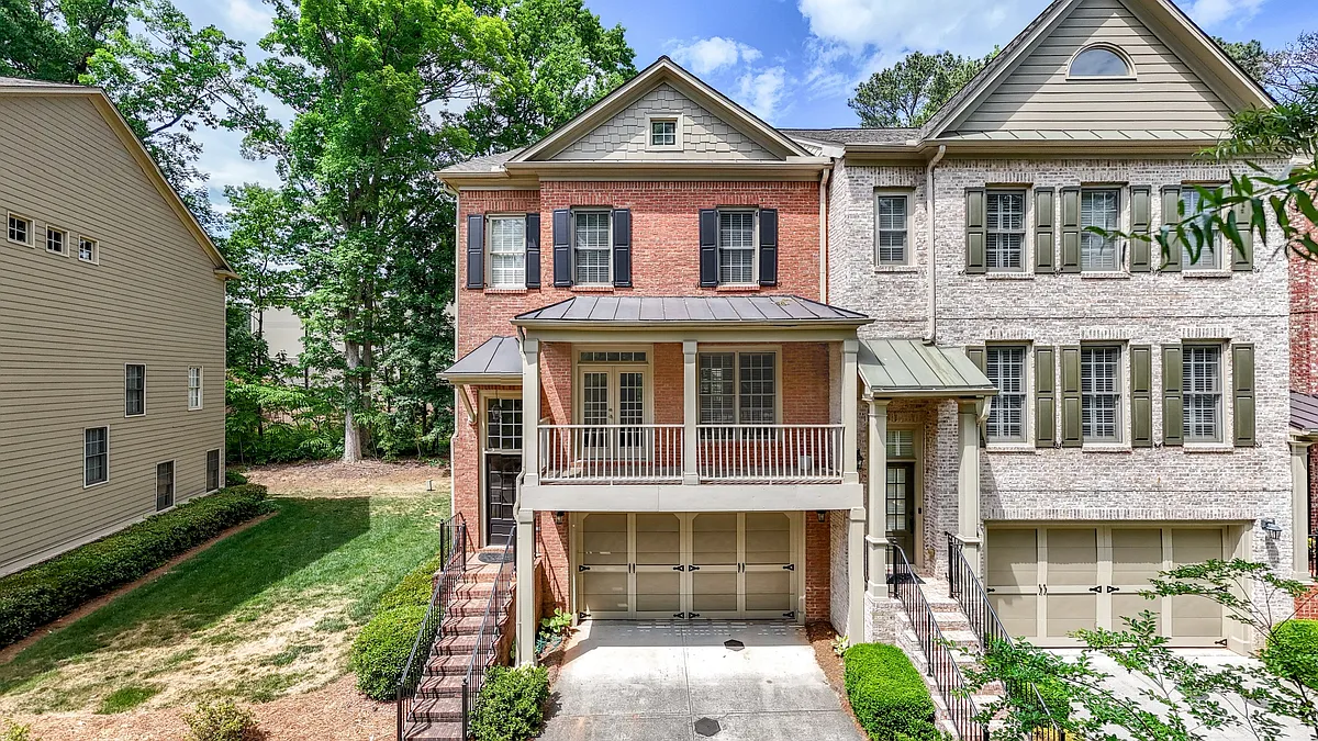 Building Photo - 3008 Gaston Cir SE