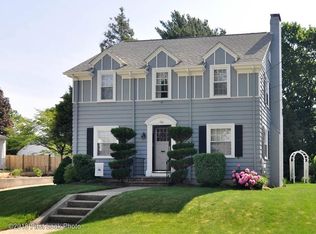 50 Yale Ave, Warwick, RI 02888