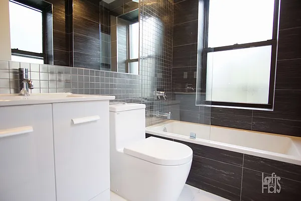 Rented by Lofts and Flats LLC | media 31