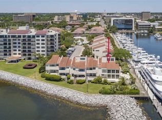 1 Port Royal Way, Pensacola, FL 32502