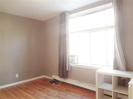 Rented by I & I New York | media 25