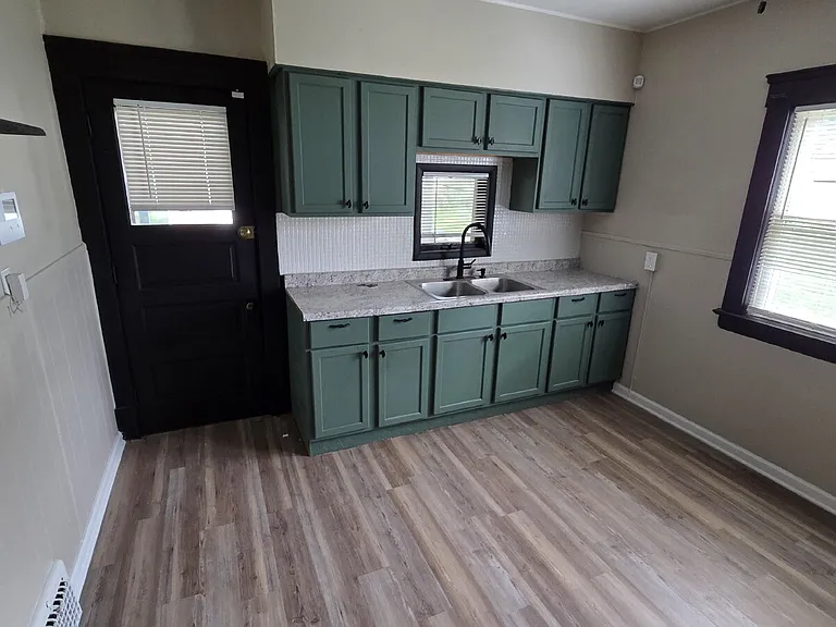 3622 Cecilia Ave — Photo 5