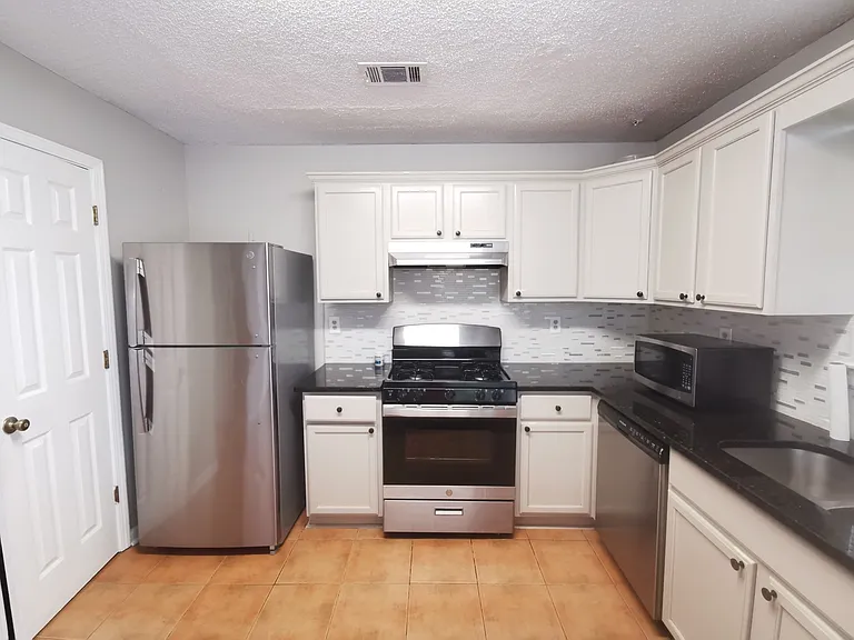 2157 Williams Pl — Photo 13
