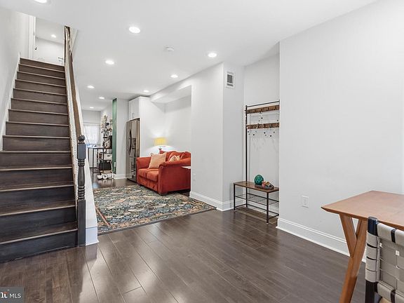 5th image of 2314 Emerald St