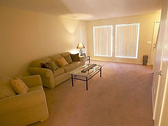 5th image of 240 S Clovis Ave APT 116