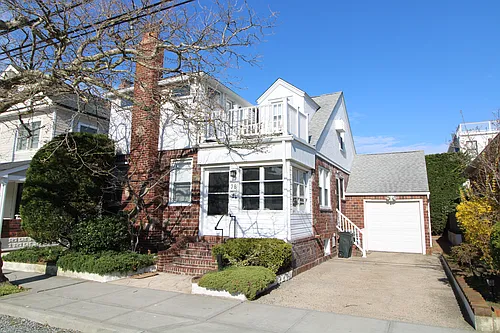 78 Inwood Ave Photo 1