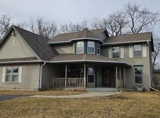 8454 N Wind Lake Rd, Wind Lake, WI 53185